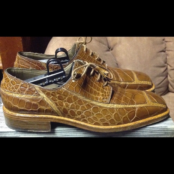 Men’s shoes